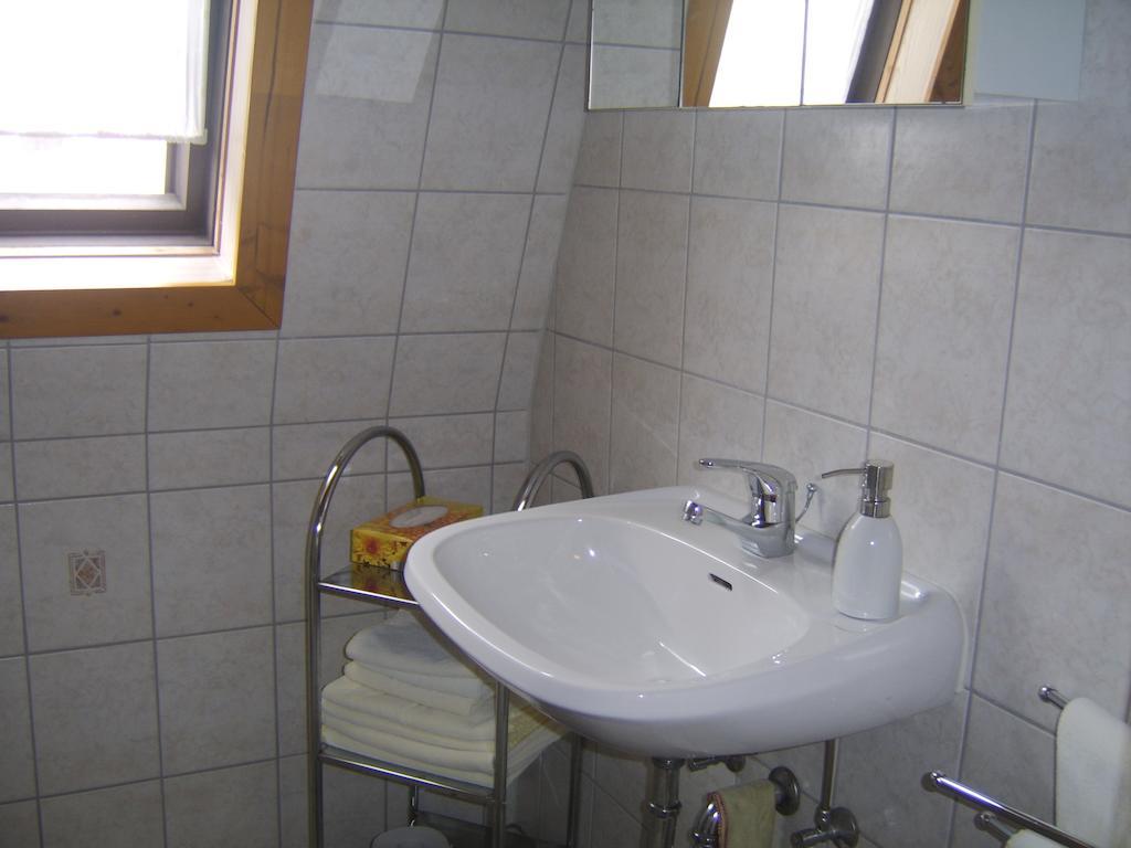 Weingut Matthias Dauns Apartman Reil Szoba fotó